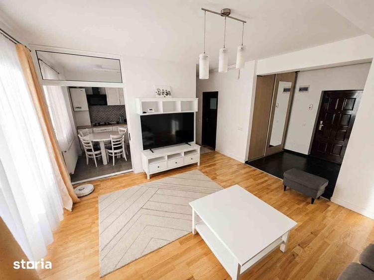 Apartament cu 3 camere decomandat în Turnișor
