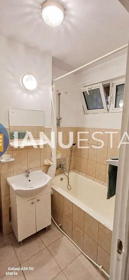 Apartament cu 3 camere decomandat în Muncii