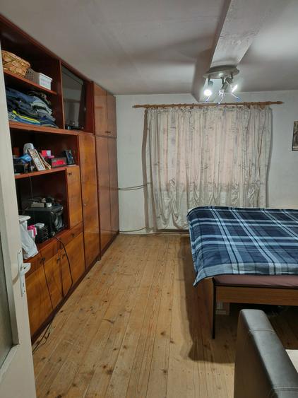 Casă cu 3 camere în Cetariu