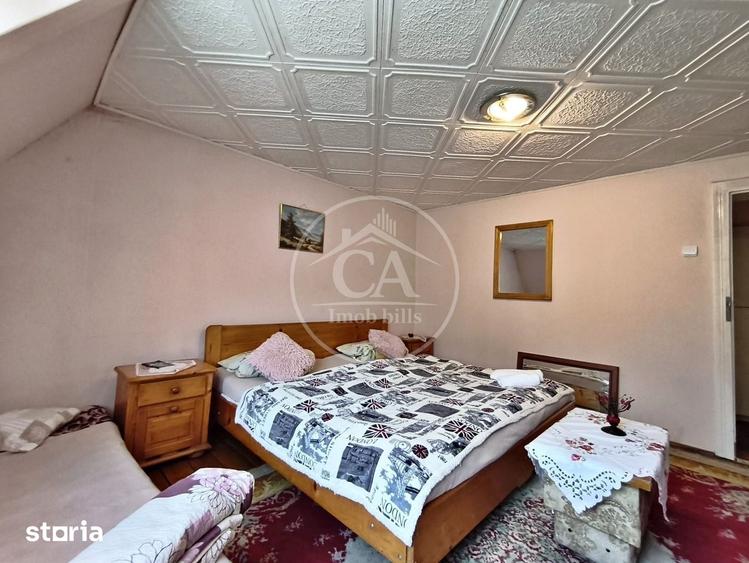Casă cu 7 camere cu Teren 552 Mp în Sânmartin