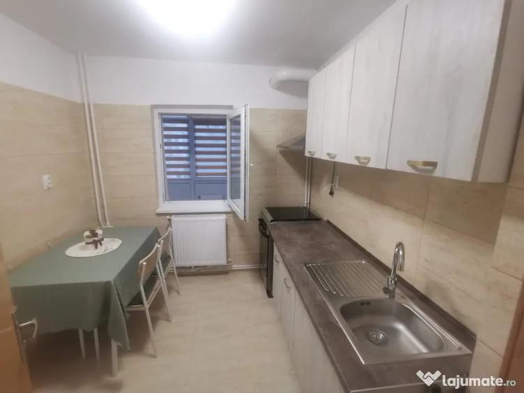 Inchiriez ap 2 camere, centrala termica, cart Rovine - 4