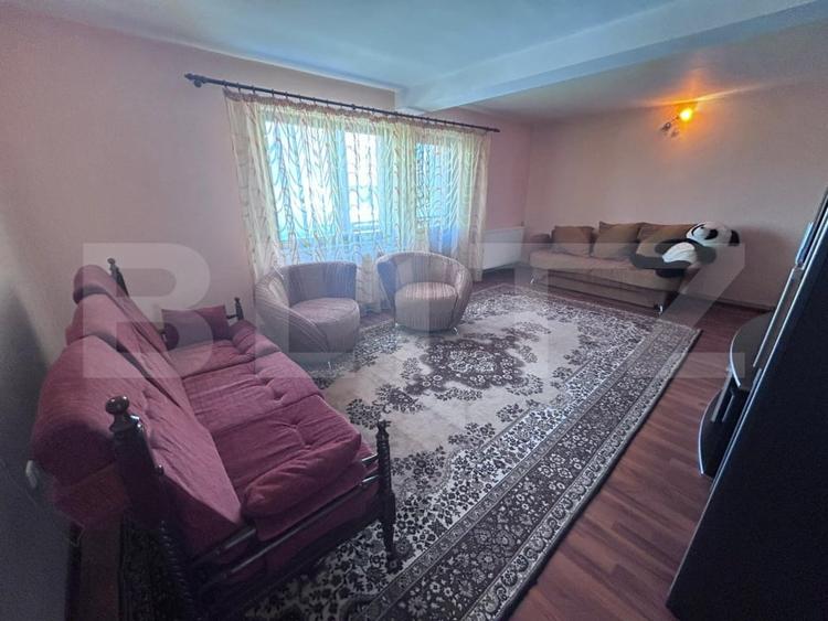 Casă individuală cu 5 camere cu Canalizare în Primăverii