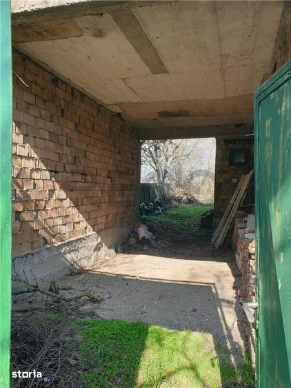 Casă cu 3 camere cu Teren 542 Mp în Borș