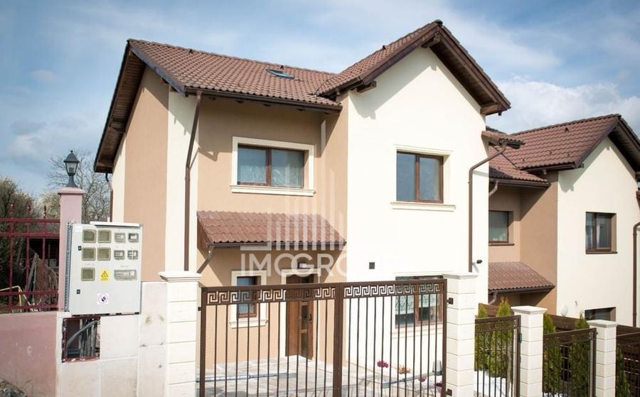 Casă individuală cu 4 camere cu Canalizare în Gruia