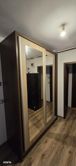 Apartament cu 3 camere decomandat în Mioriței