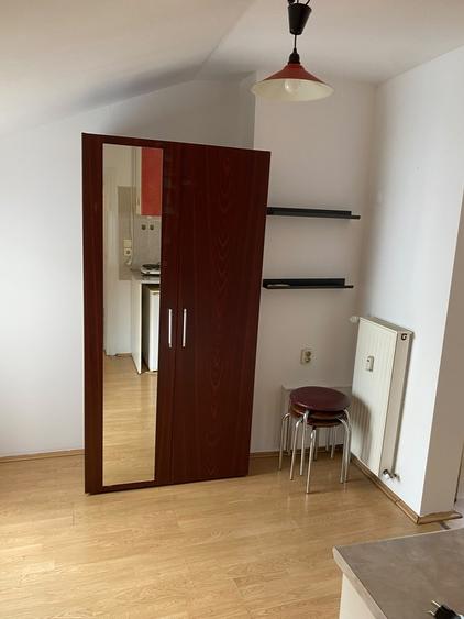 Apartament cu 2 camere semidecomandat în Romană