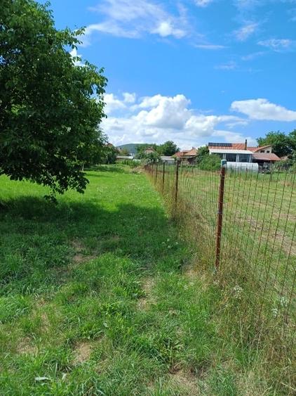 Teren Construcții intravilan de 2120 mp, în Gilău