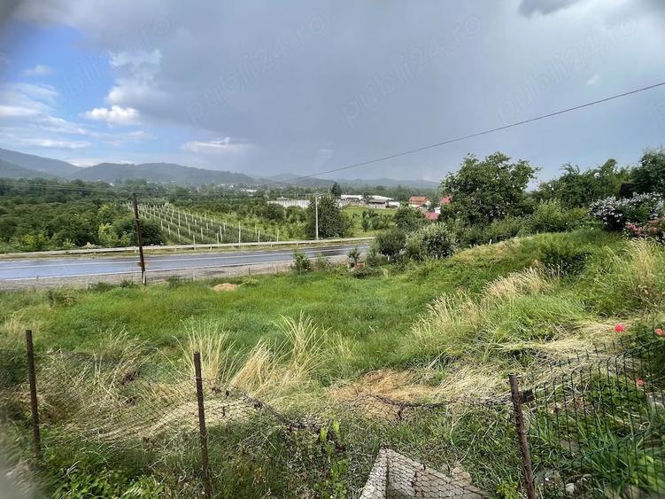 Teren de 569 mp, în Oncești