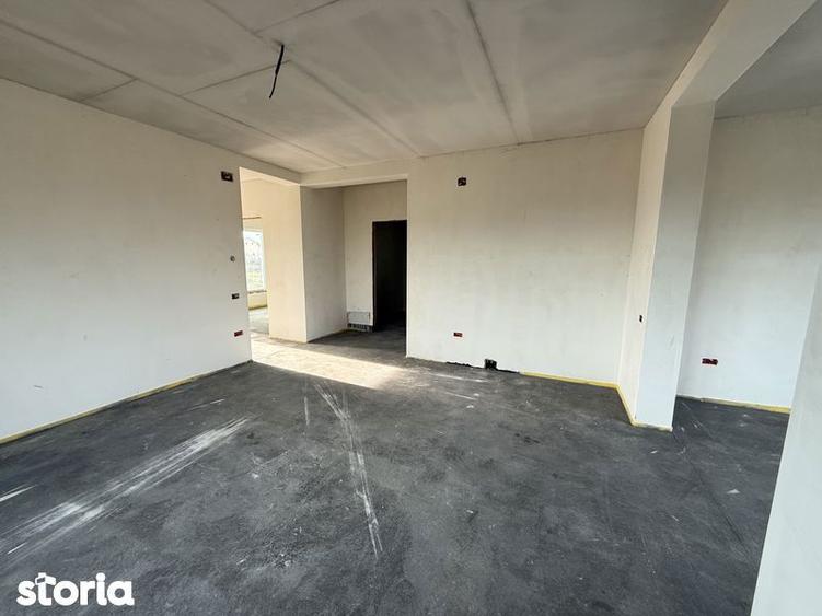 Casă cu 4 camere cu Teren 90 Mp în Oșorhei