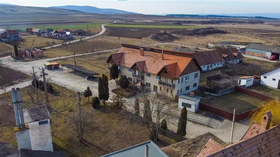Teren Construcții intravilan de 25391 mp, în Boroșneu Mare