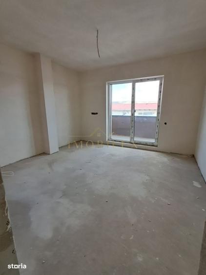 Apartament cu 4 camere în Florești