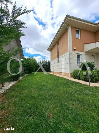 Casă cu 5 camere cu Teren 350 Mp în Dumbrăvița
