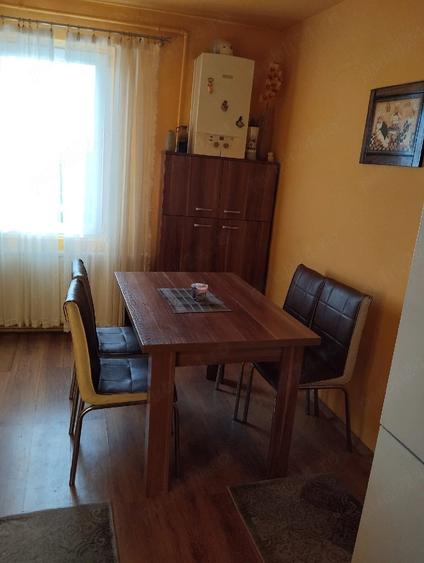Vand in Tudor,apartament cu 2 camere,str Rodniciei,confort 1,decomandat ,etajul 4 ,2 balcoane. - 6