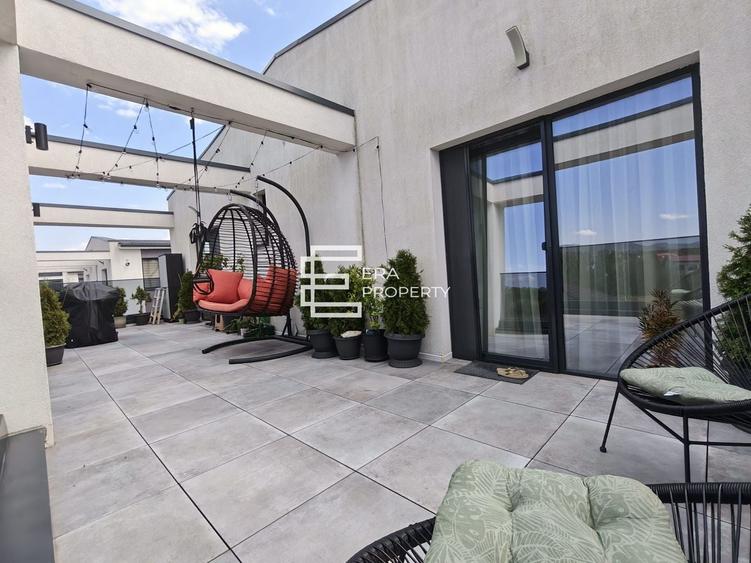 Penthouse cu 3 camere decomandat, mobilat în Șelimbăr