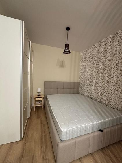 Apartament cu 2 camere decomandat în Uverturii