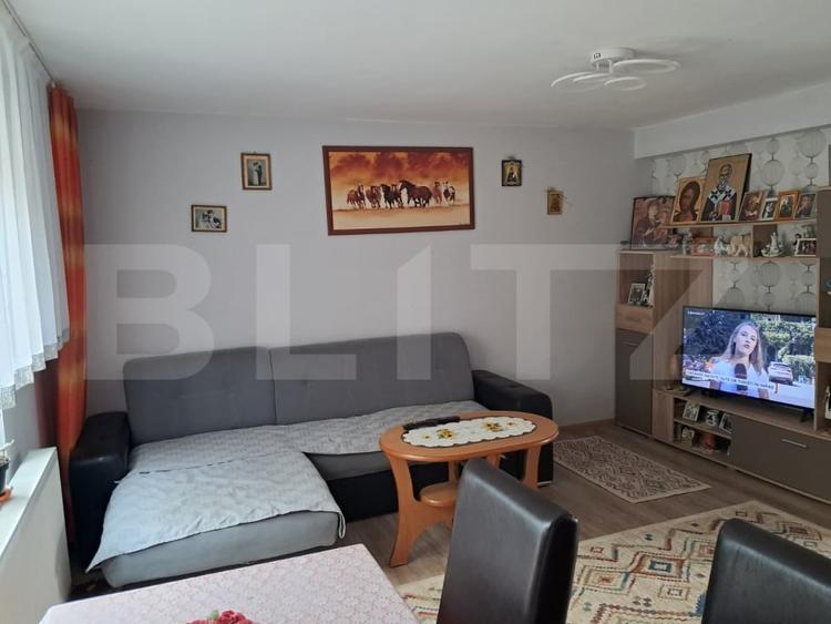Casă individuală cu 4 camere cu Garaj în Câmpenești