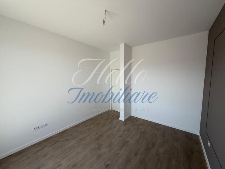 Penthouse cu 3 camere semidecomandat în Florești