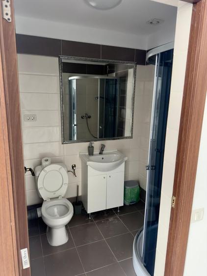 Casă cu 15 camere cu Canalizare în Domenii