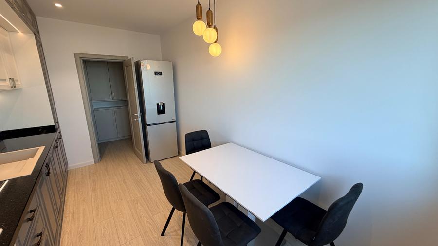 Apartament cu 2 camere decomandat în Exterior Vest