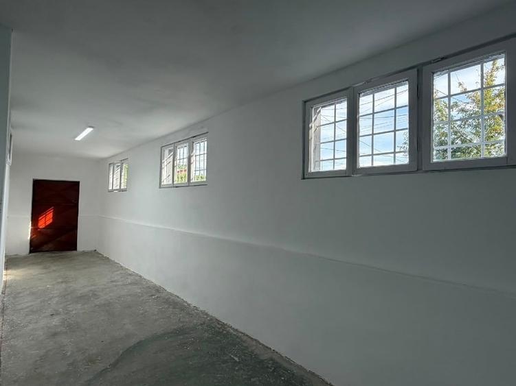 Spațiu comercial, de 130 mp, în Buzaului