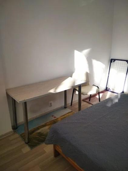 Apartament cu 2 camere semidecomandat, mobilat în Cug
