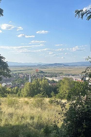 Teren Construcții intravilan de 500 mp, în Central
