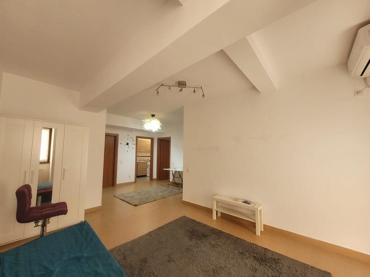 Apartament cu 2 camere semidecomandat în Titan