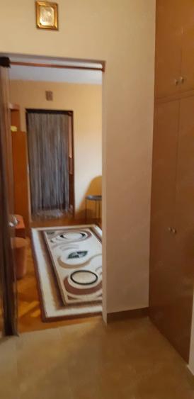 Apartament cu 2 camere decomandat în 7 Noiembrie