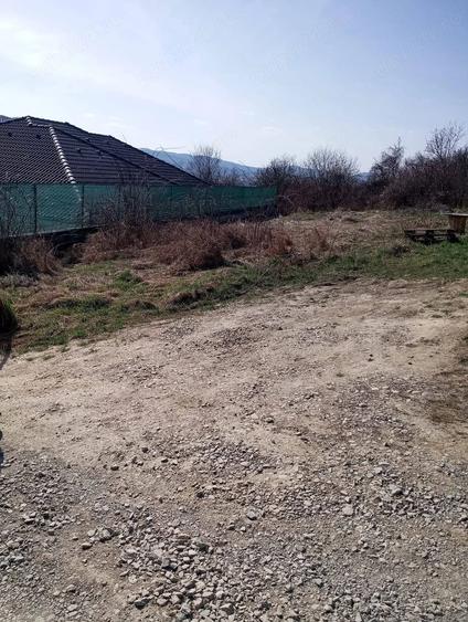 Teren de 600 mp, în Central