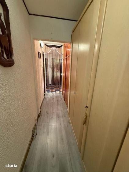 Apartament cu 3 camere decomandat în 1 Mai