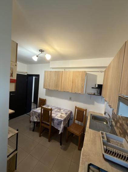 Apartament cu 2 camere semidecomandat în Măgurele