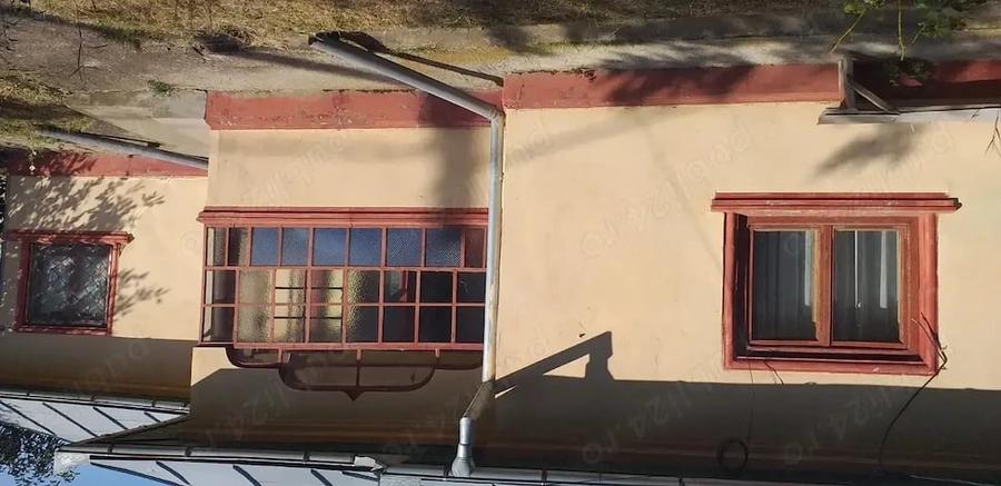 Casă cu 5 camere în Rădulești