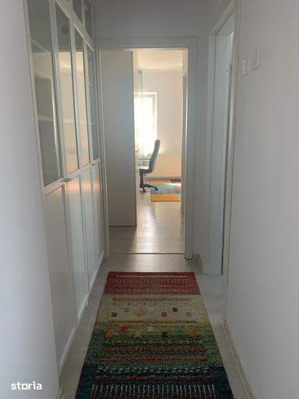 Apartament cu 3 camere semidecomandat în Drumul Taberei