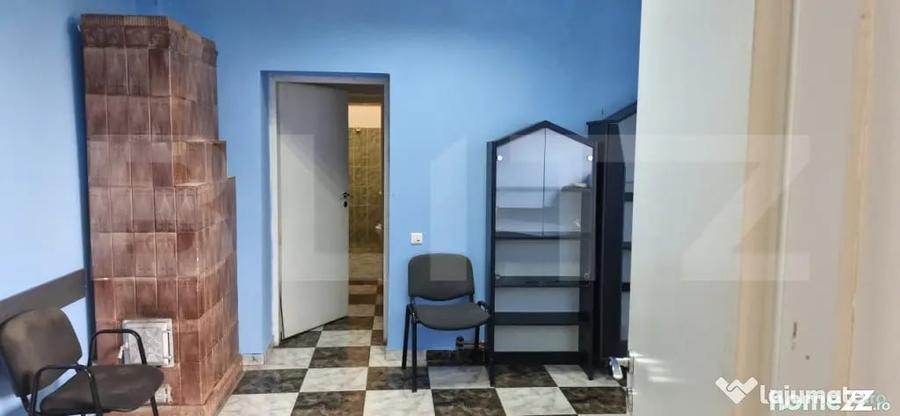 Casă cu 2 camere cu Teren 1138 Mp în Central
