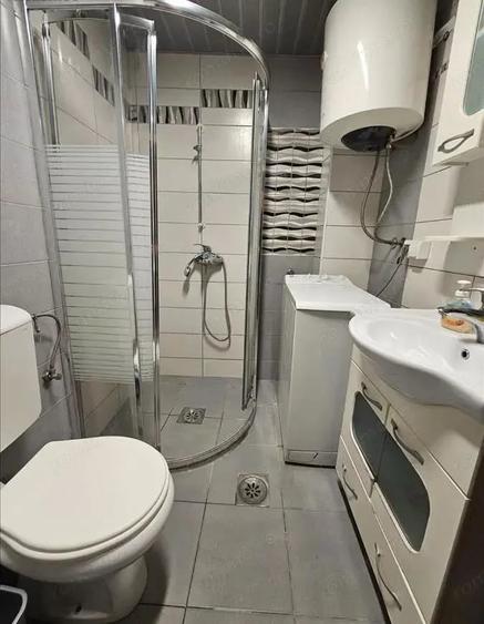 Garsonieră decomandată în Spitalul Județean