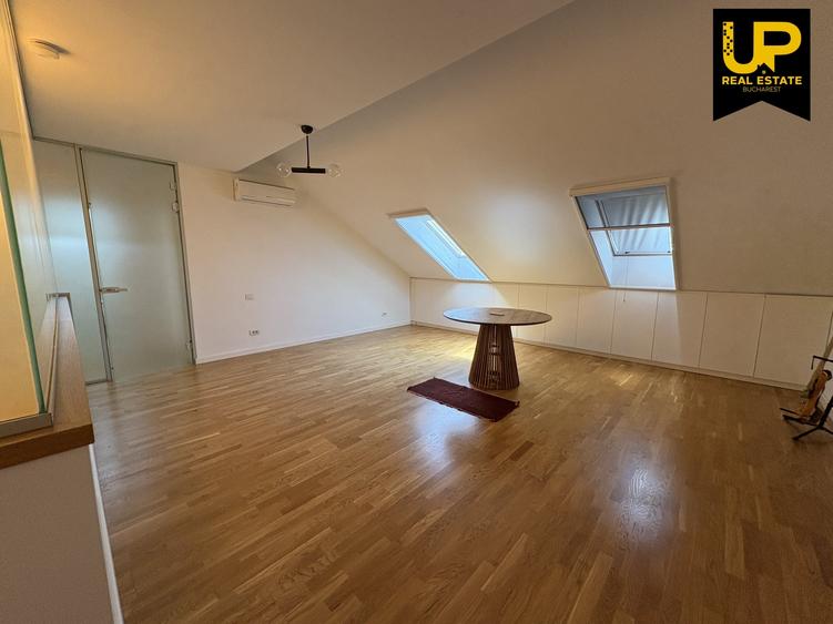 Duplex cu 6 camere cu Canalizare în Voluntari