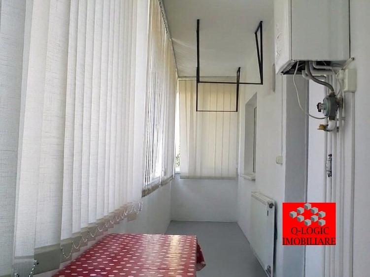 Apartament cu 3 camere decomandat, mobilat în Răcădău