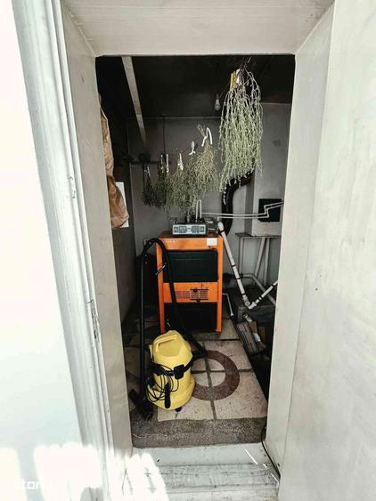 Casă cu 4 camere cu Teren 1000 Mp în Smârdan