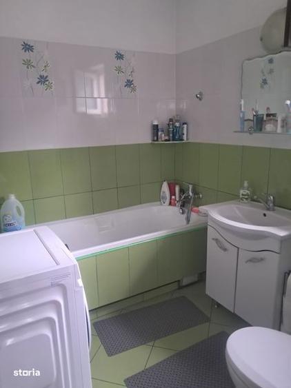 Casă cu 3 camere cu Teren 80 Mp în Vlădești