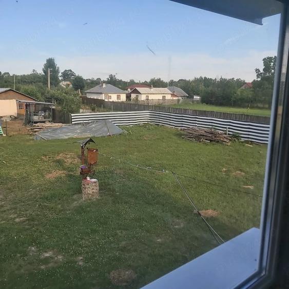 Casă cu 2 camere cu Teren 1500 Mp în Ungheni
