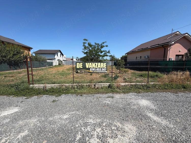 Teren de 800 mp, în Nord