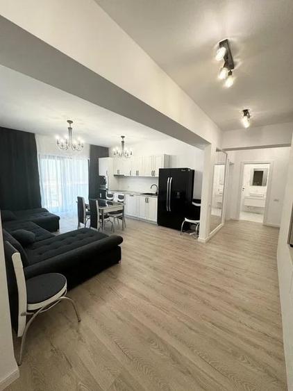 Apartament cu 3 camere decomandat, mobilat în Pipera