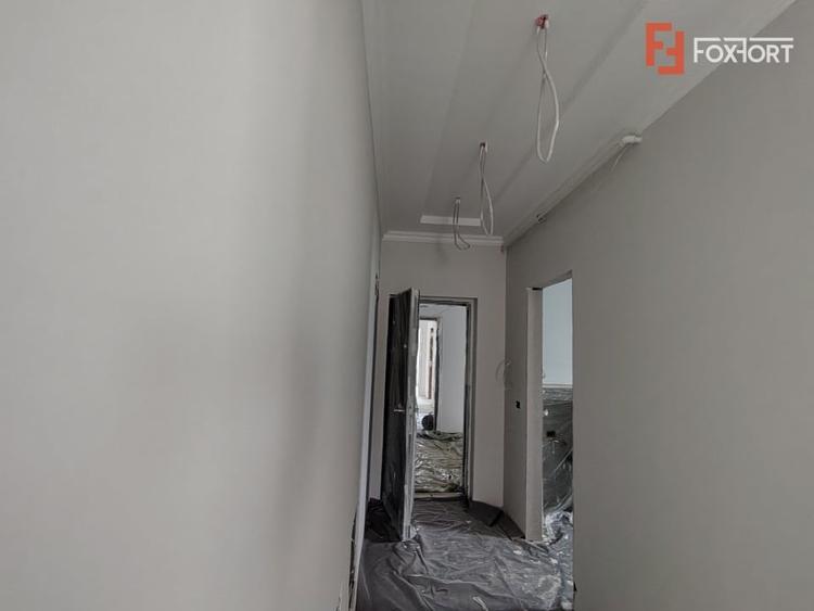 Apartament cu 2 camere decomandat în Giroc
