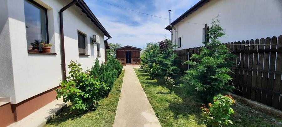 Casă individuală cu 2 camere cu Teren 795 Mp în Buturugeni