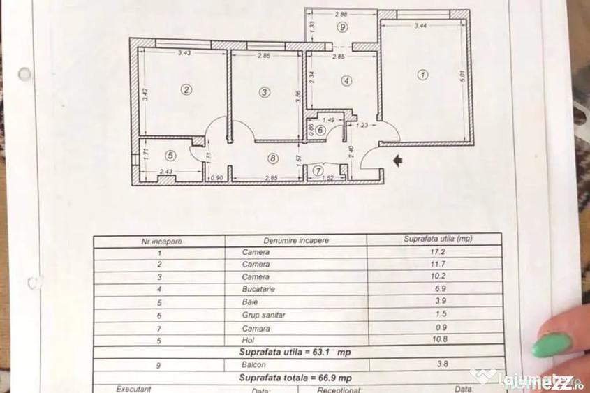 Apartament cu 3 camere decomandat în Poarta 6