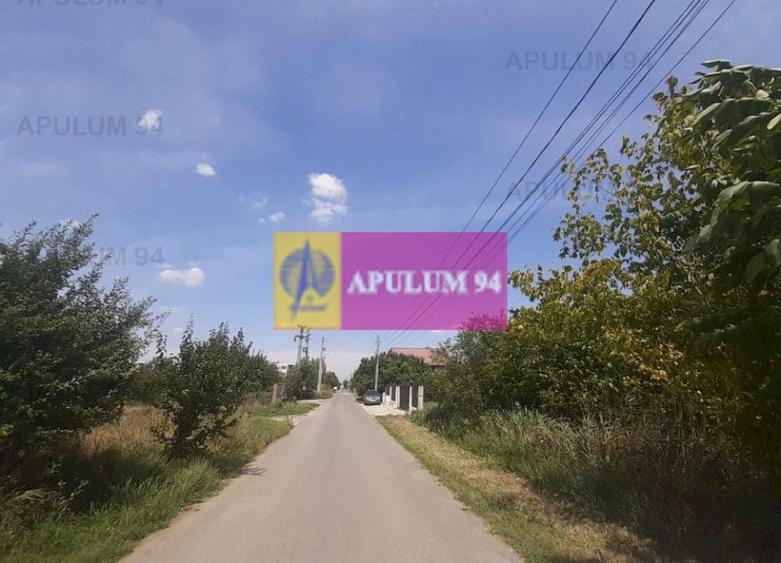 Teren Construcții intravilan de 1300 mp, în 1 Decembrie