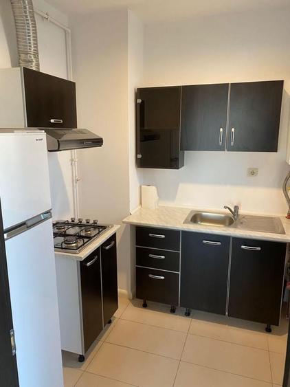Apartament cu 2 camere decomandat în Ștefăneștii de Jos