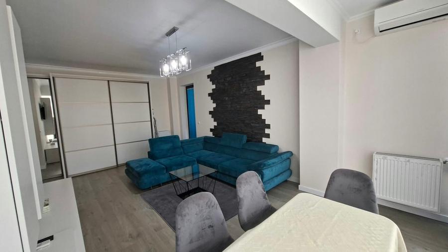 Apartament cu 2 camere decomandat în Tudor