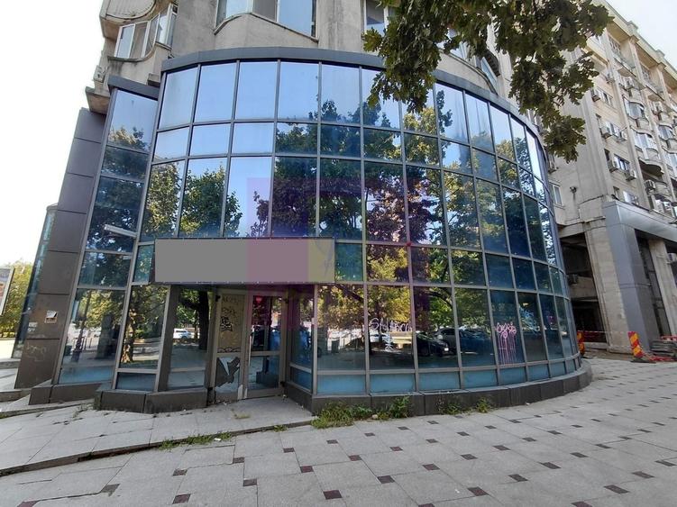 Spațiu comercial, de 873 mp, în Unirii