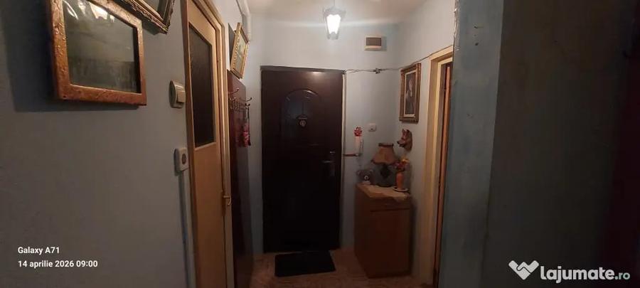 Garsonieră decomandată, mobilată în Brâncoveanu
